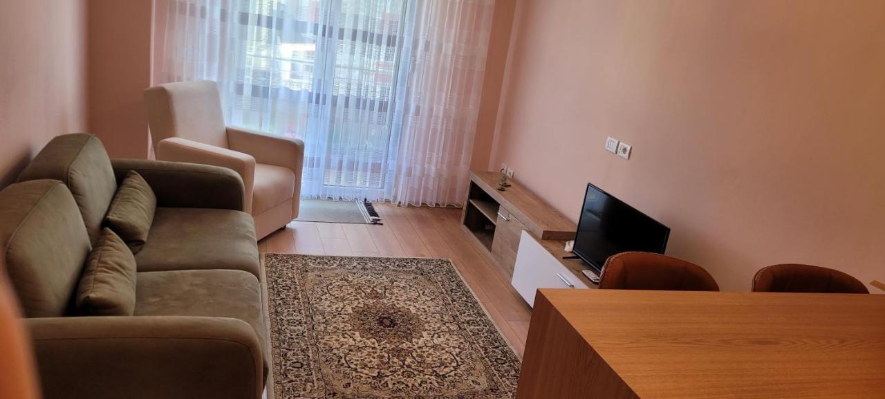 Beach View Apartment, Golem Durres Bagian luar foto